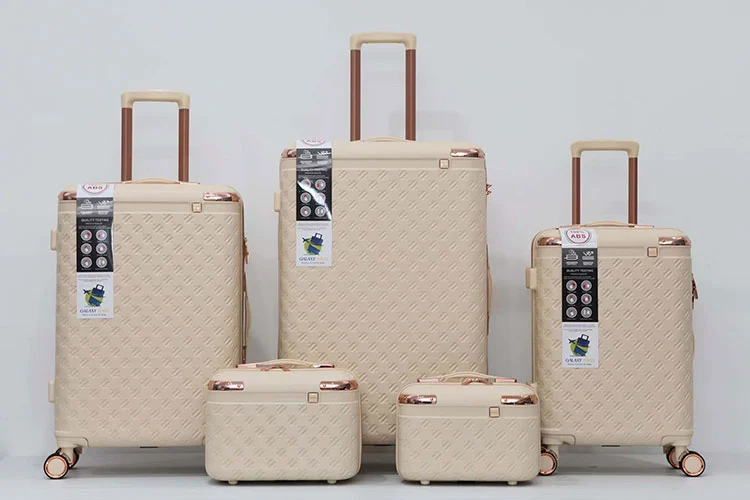 저렴하고 내구성이 뛰어난 여행 동반자